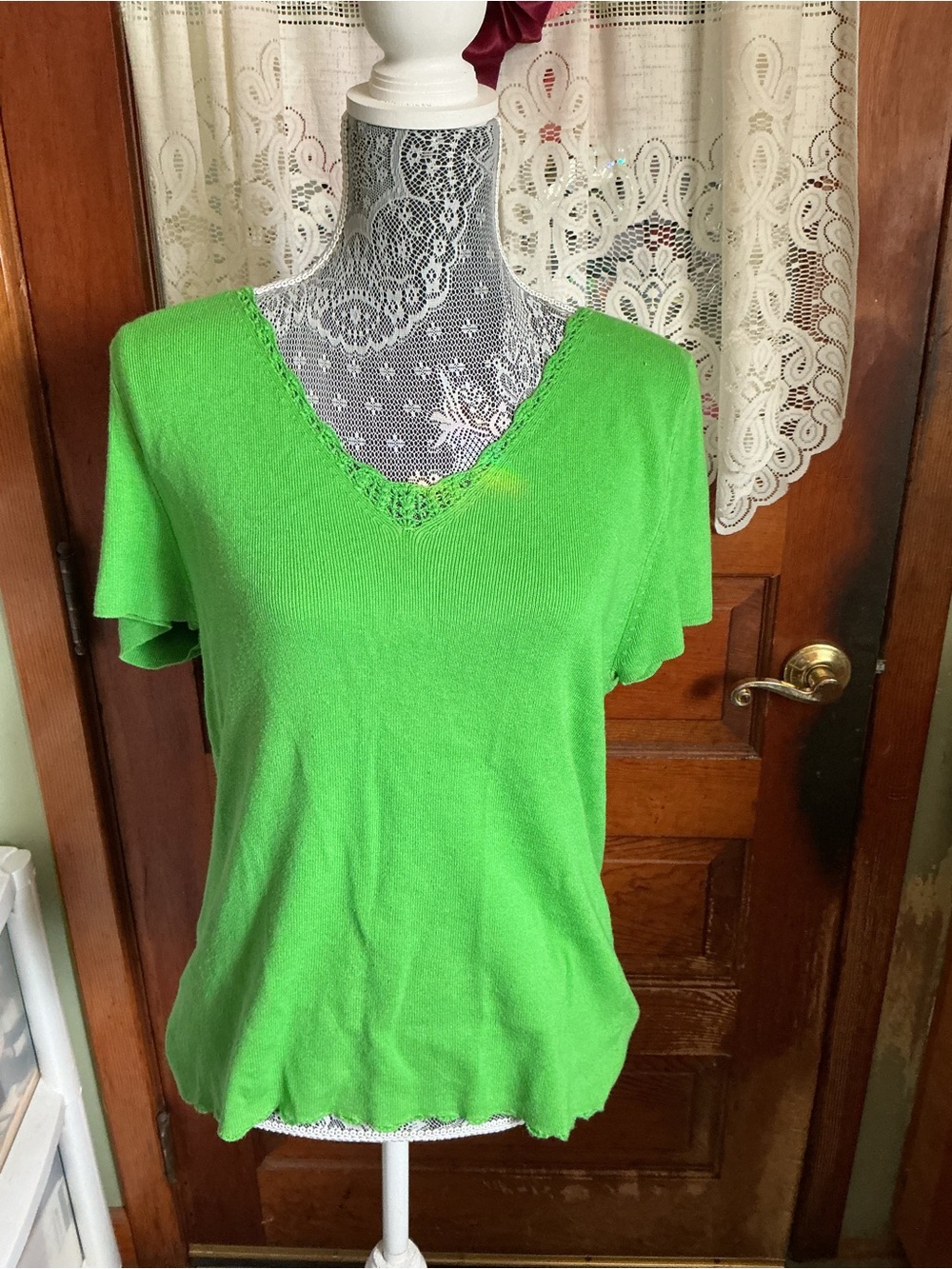Faded Glory Bright Green V-Neck Short Sleeve Top